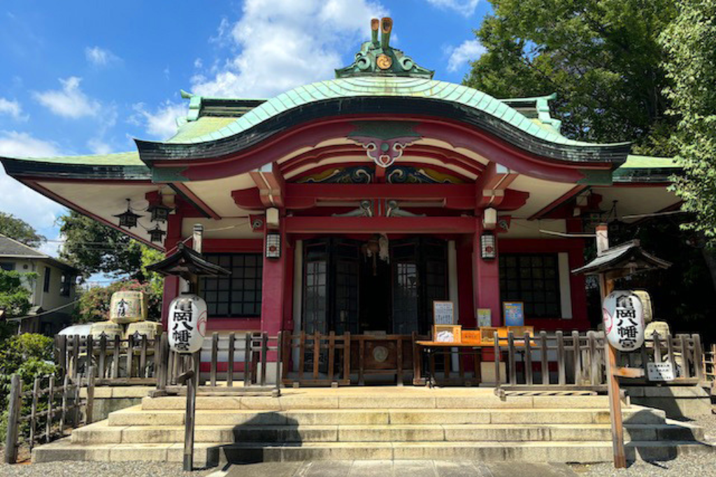 市谷亀岡八幡宮の拝殿